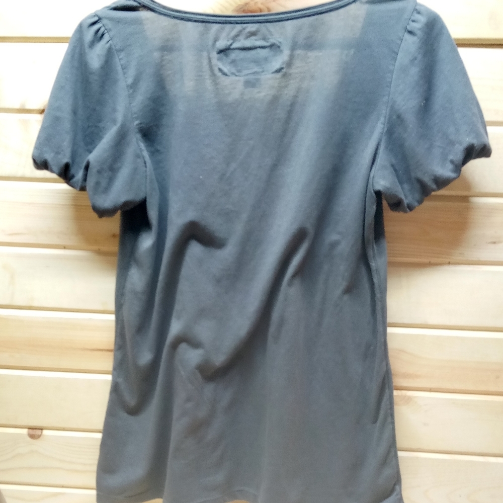 American Eagle women's short sleeve shirt, medium - Picture 2 of 3